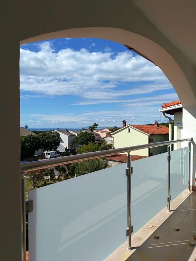 Apartmani Darko Kornić Eksteriør bilde