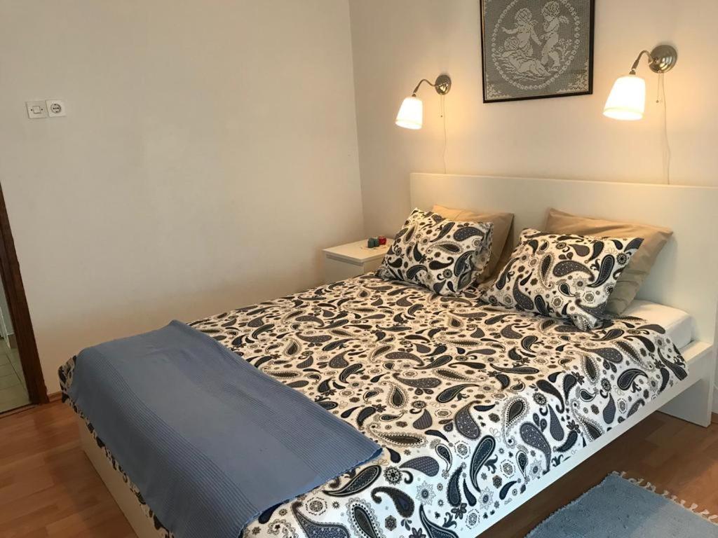 Apartmani Darko Kornić Eksteriør bilde