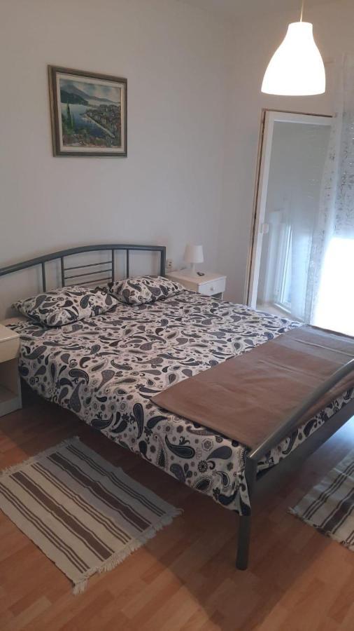 Apartmani Darko Kornić Eksteriør bilde