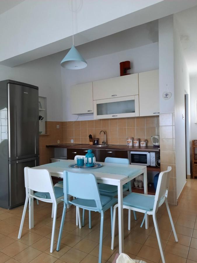 Apartmani Darko Kornić Eksteriør bilde