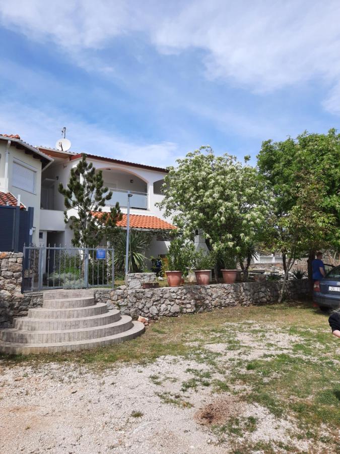 Apartmani Darko Kornić Eksteriør bilde