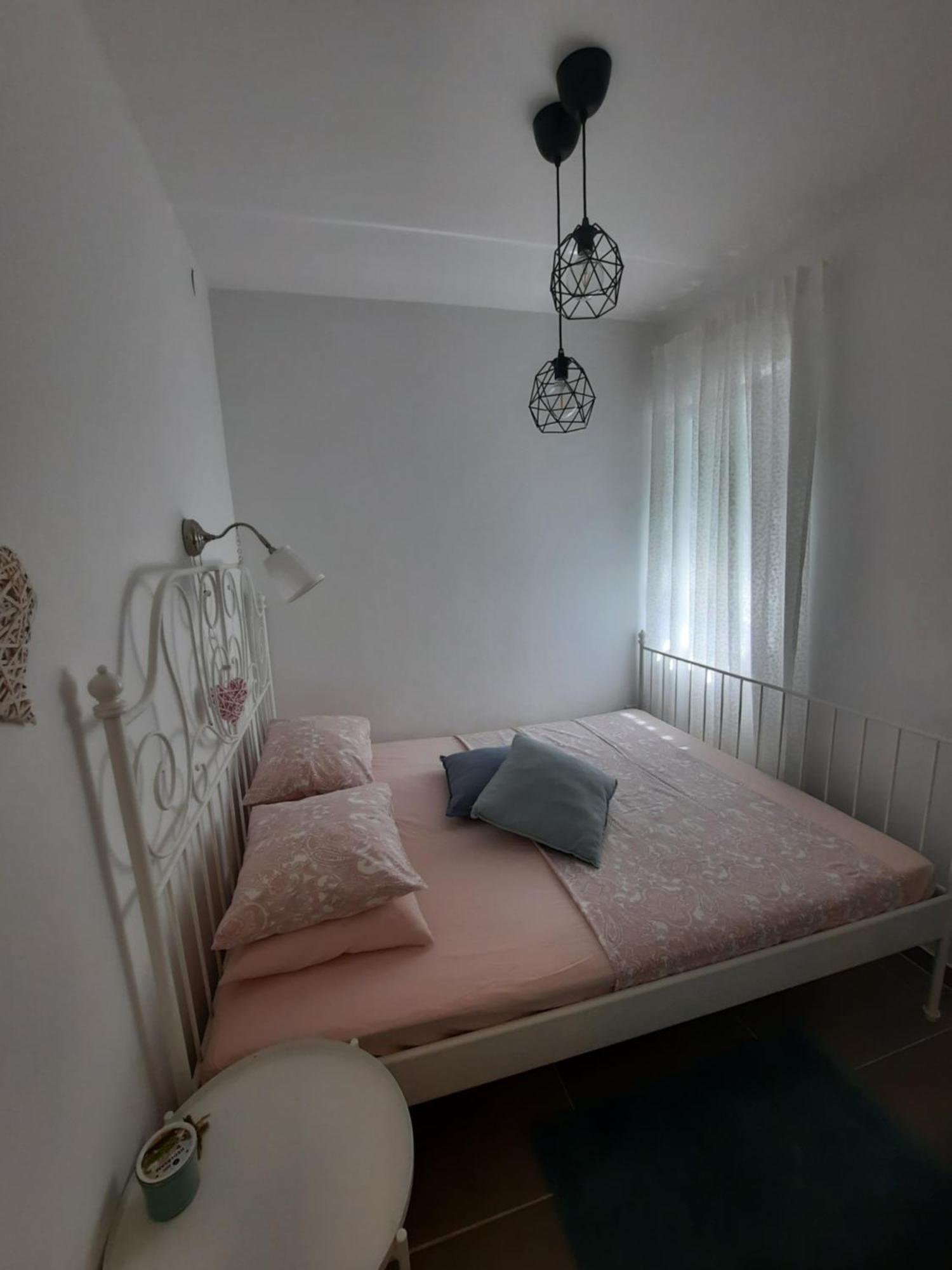 Apartmani Darko Kornić Eksteriør bilde