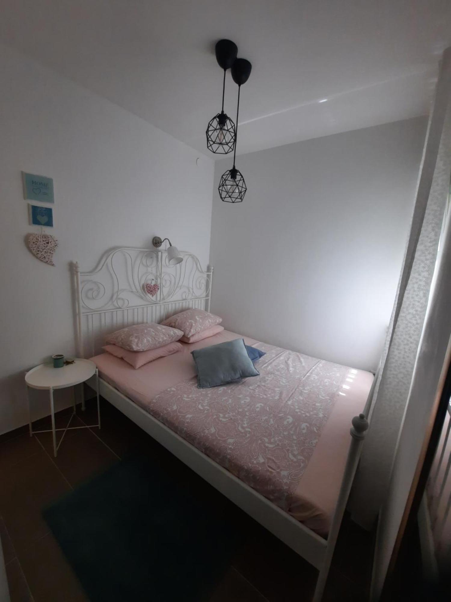 Apartmani Darko Kornić Eksteriør bilde